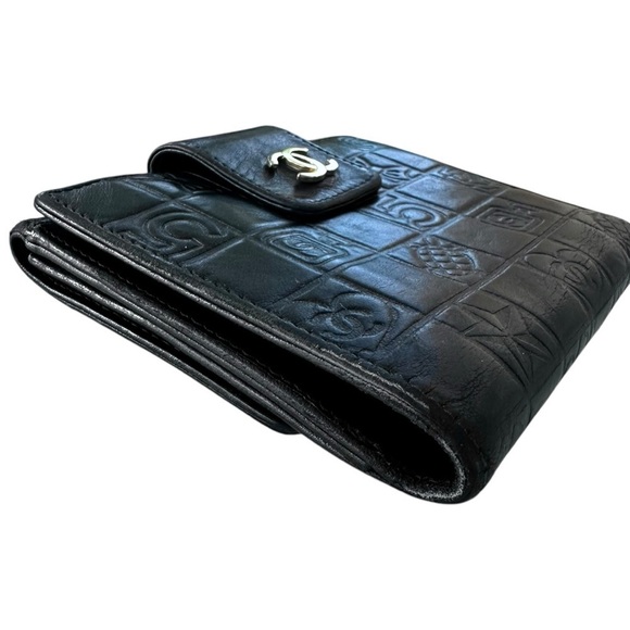 Authentic CHANEL Black Lambskin Leather Lucky Charms Embossed Bifold Wallet - Picture 13 of 16